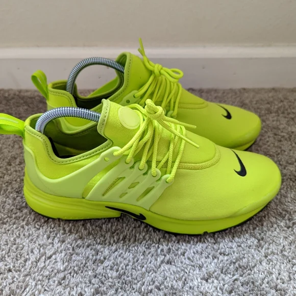 NIKE AIR PRESTO "ATOMIC GREEN" DV2228 300 WOMEN'S New without box - Picture 5 of 8
